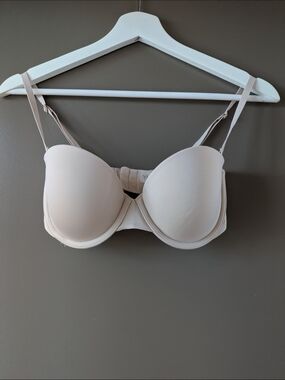 Dkny Light Nude Push Up Smooth Underwire Bra Balconette 32C